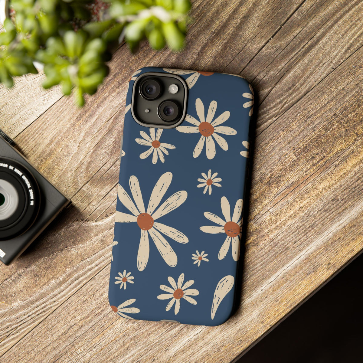 Daisy Pattern Tough Phone Case – Navy Floral Protective Cover