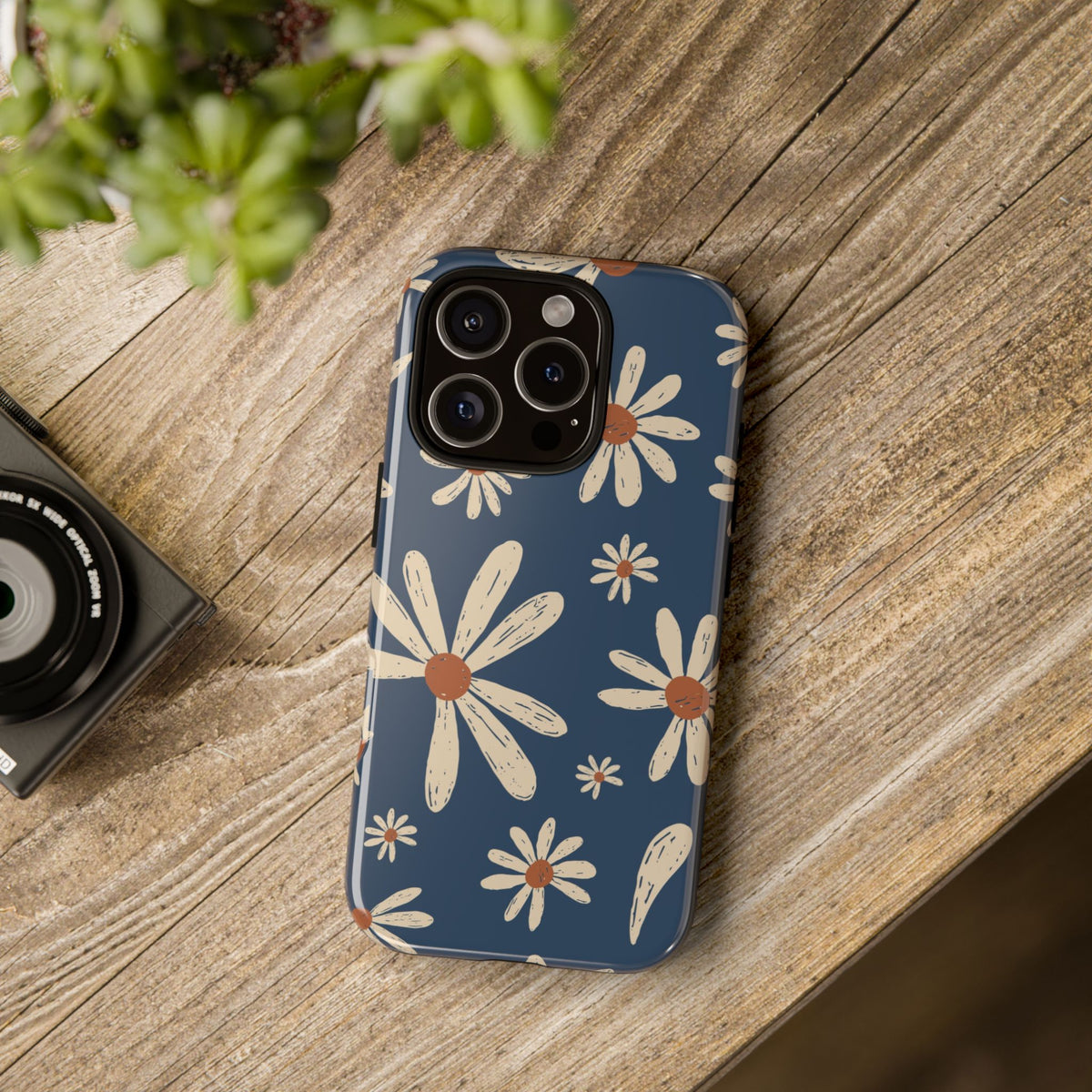 Daisy Pattern Tough Phone Case – Navy Floral Protective Cover