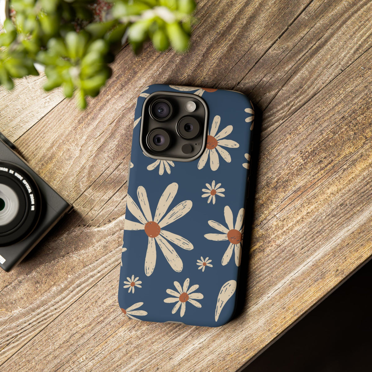 Daisy Pattern Tough Phone Case – Navy Floral Protective Cover